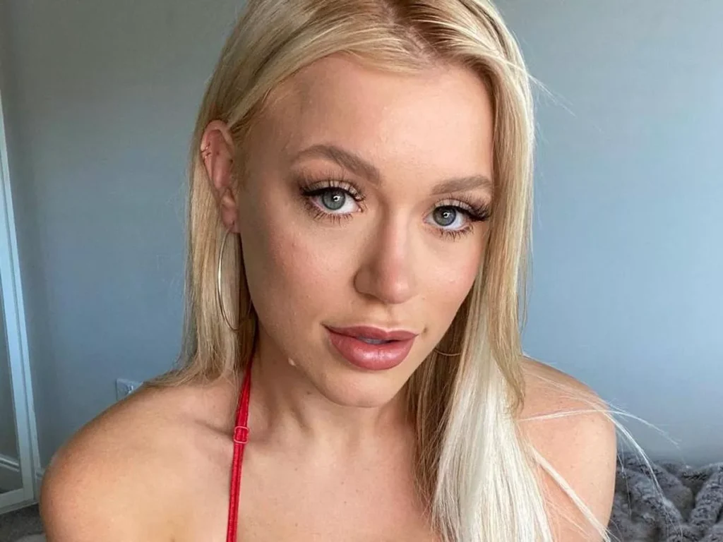 Elle Brooke: Ein Blick auf das Leben und die Karriere der Social-Media-Ikone elle brooke