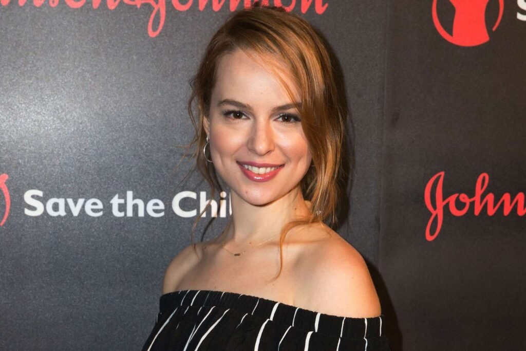 Bridgit Mendler